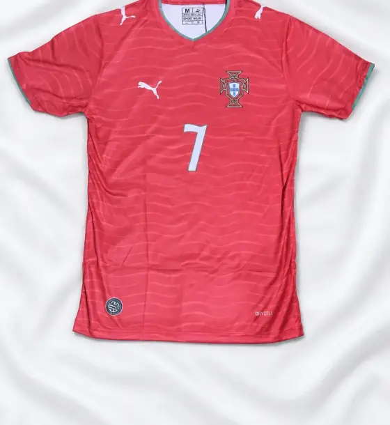 كنزة البرتغال رونالدو 7 ميكرو أحمر