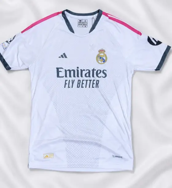 كنزة ريال مدريد ميكرو أبيض وزهري