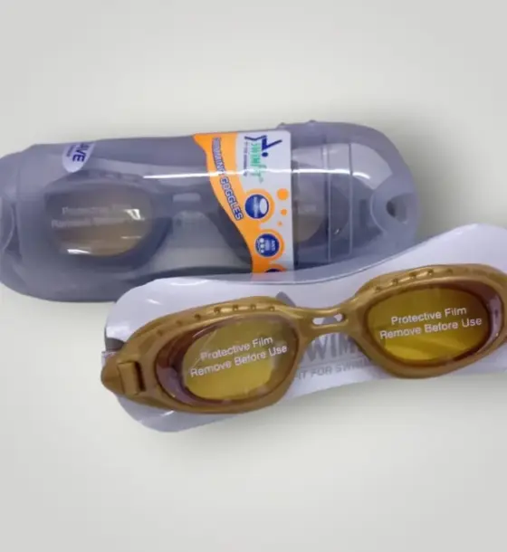 نضارة سباحة Speedo ذهبي