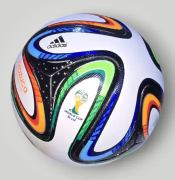 كرة قدم Adidas Brazuca